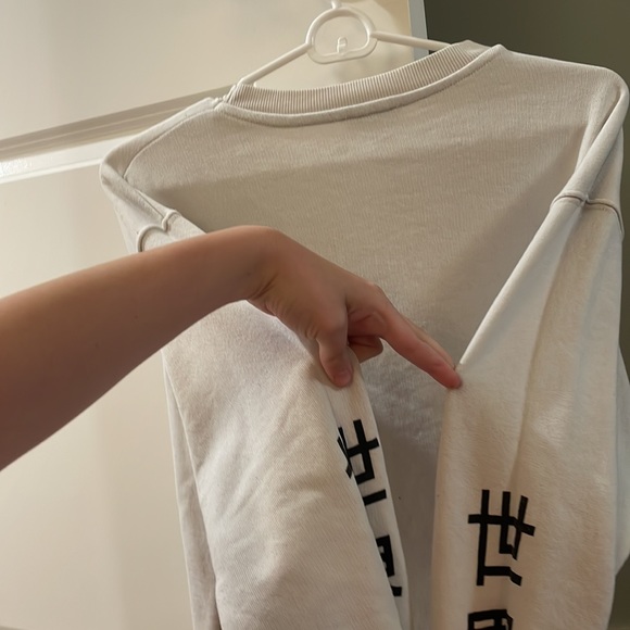 White crop longsleeve✨ - Picture 4 of 5